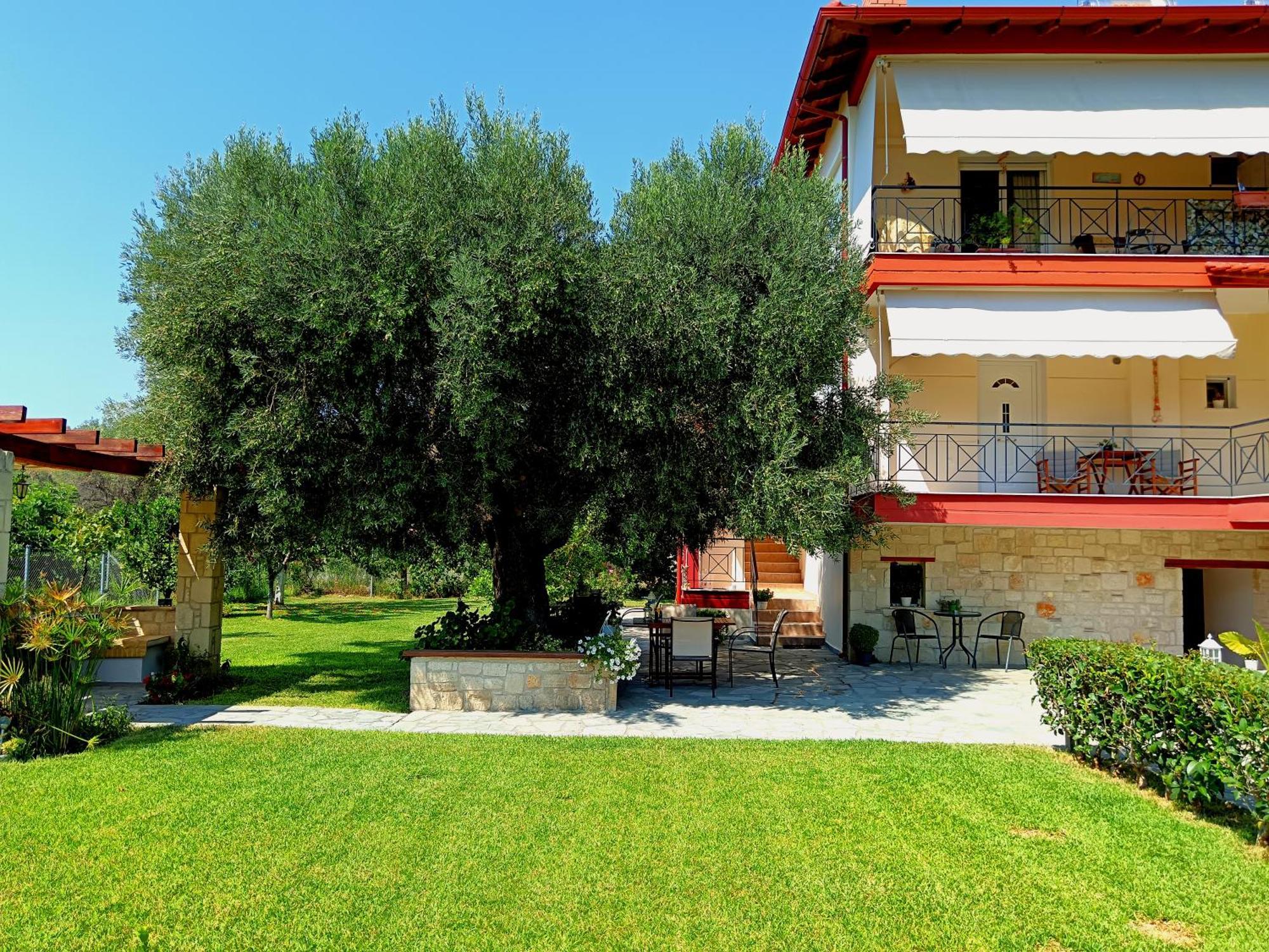 Giorgos Apartments Skala Fourkas Bagian luar foto