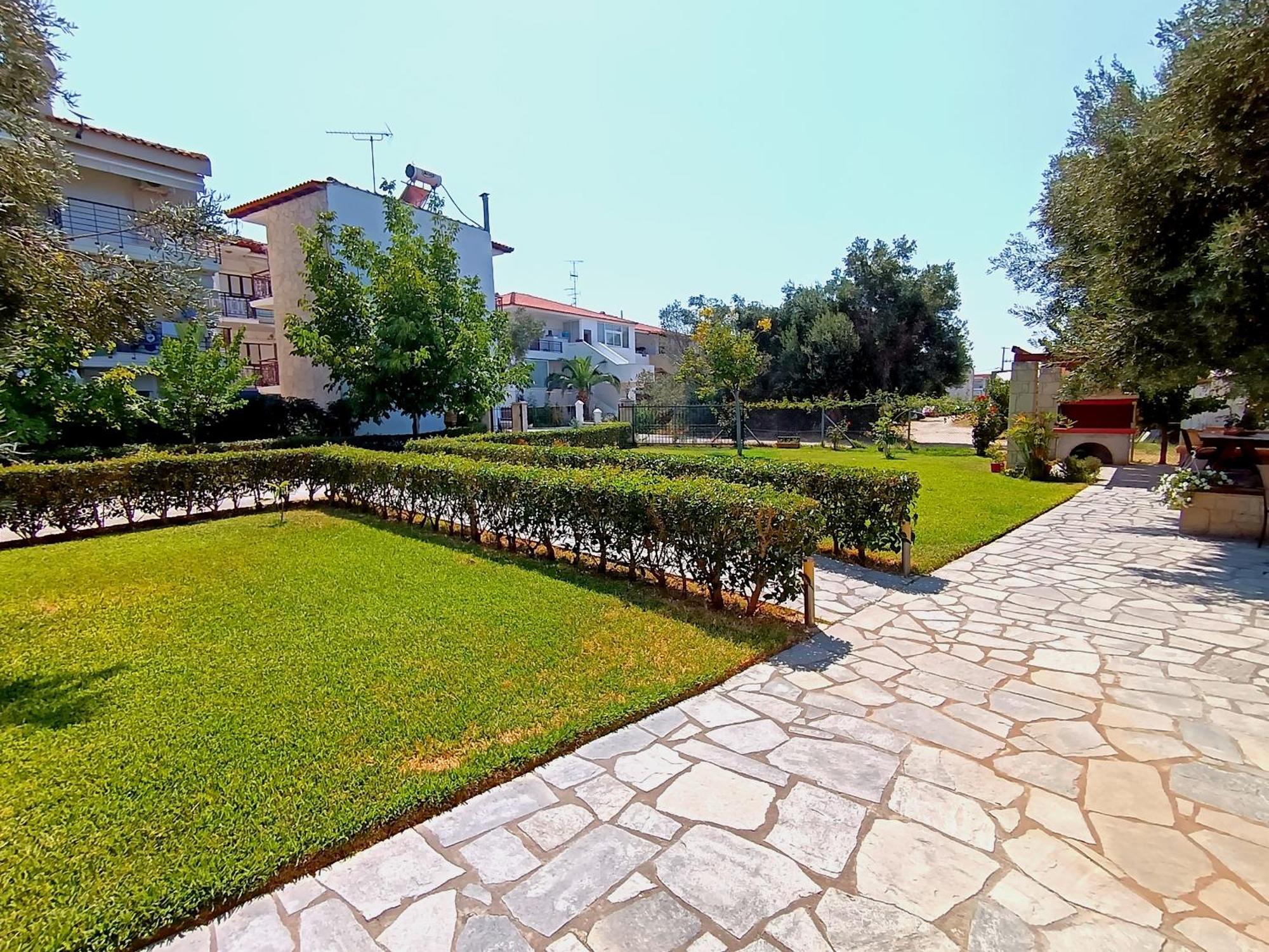 Giorgos Apartments Skala Fourkas Bagian luar foto