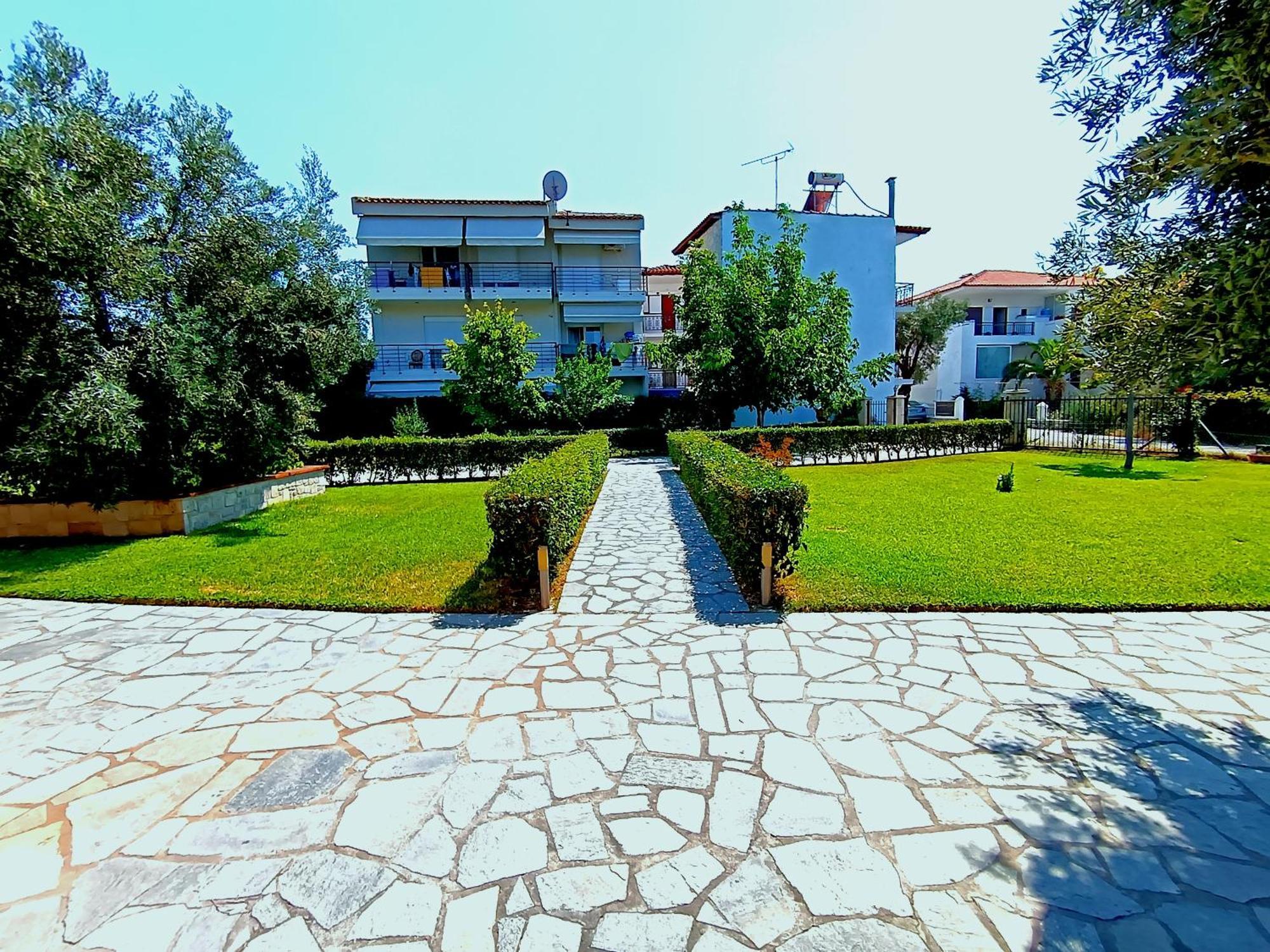 Giorgos Apartments Skala Fourkas Bagian luar foto